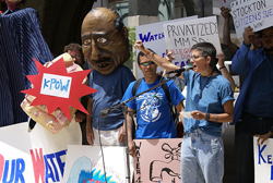 Citizens rally to keep Milwaukee's water public